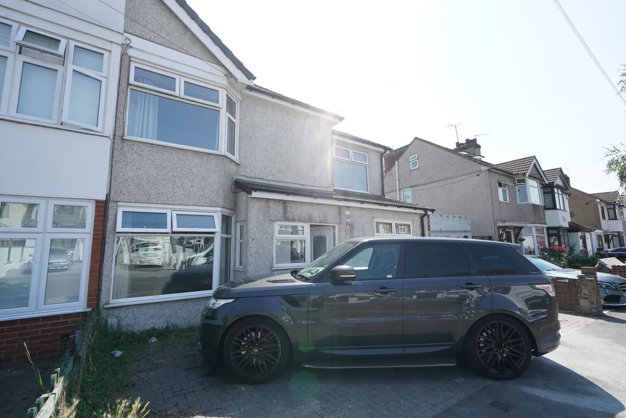 Manser Road, Rainham, Essex, RM13 8NL, photo 18