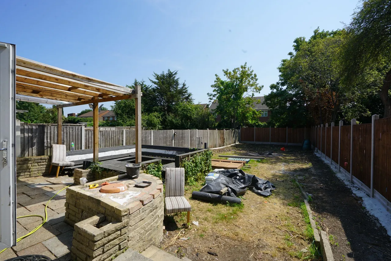 Manser Road, Rainham, Essex, RM13 8NL, photo 9