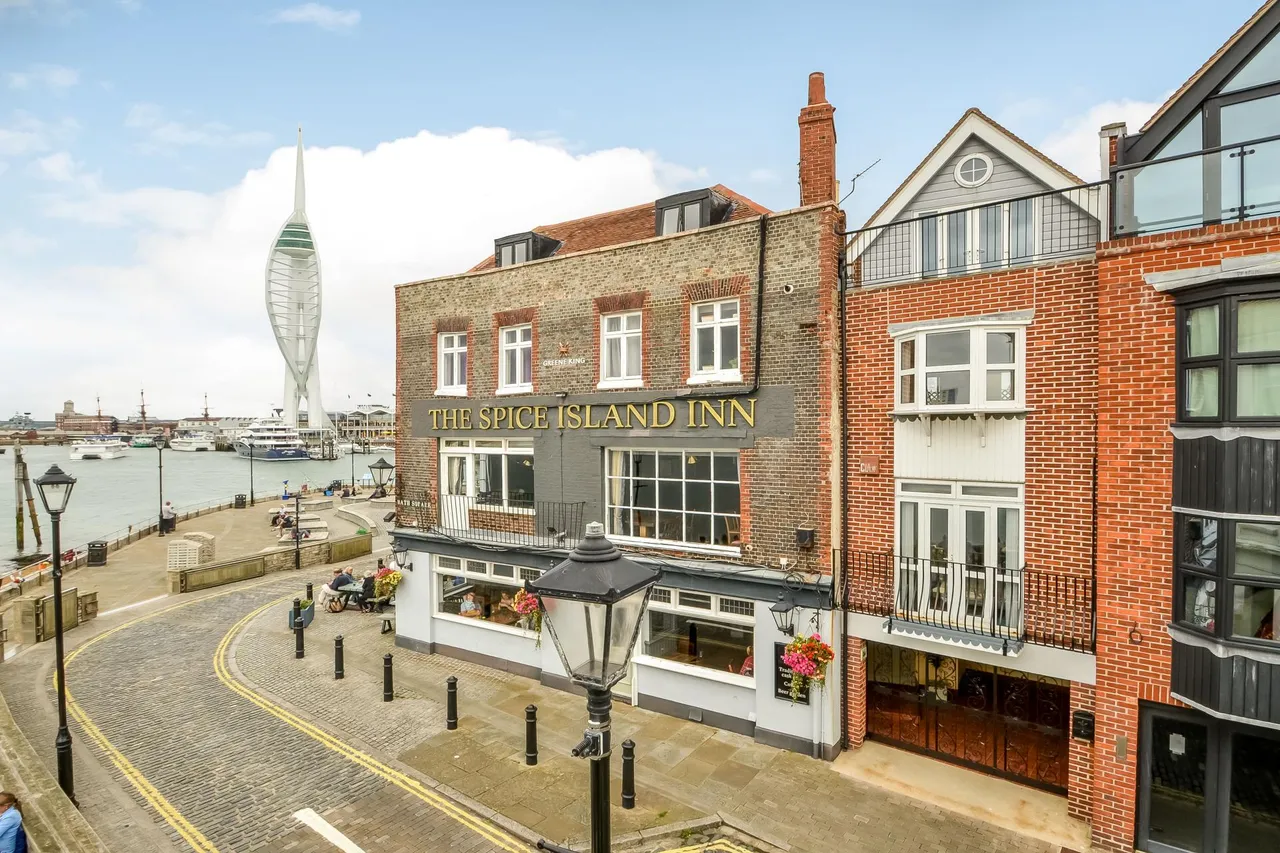 Old Portsmouth, Hampshire, photo 2