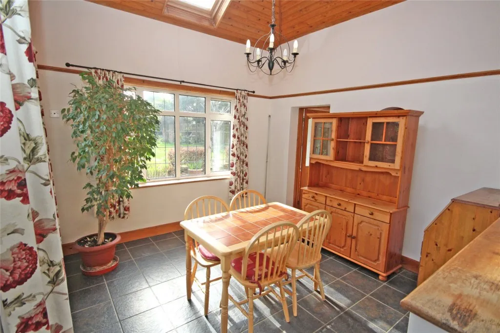 New Milton, Hampshire, photo 7