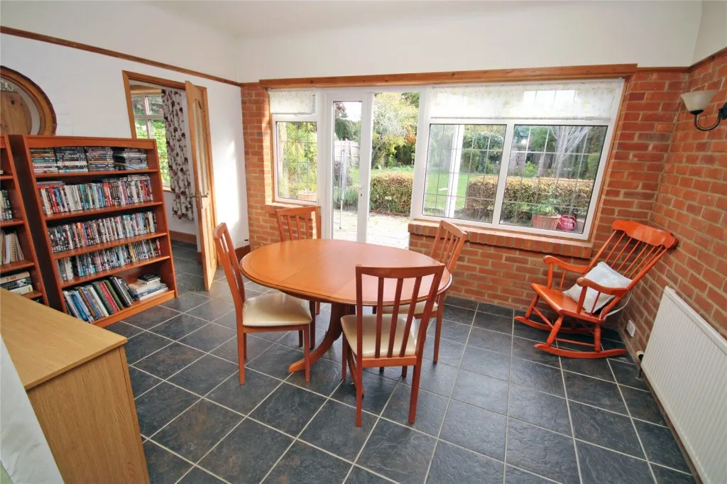 New Milton, Hampshire, photo 5