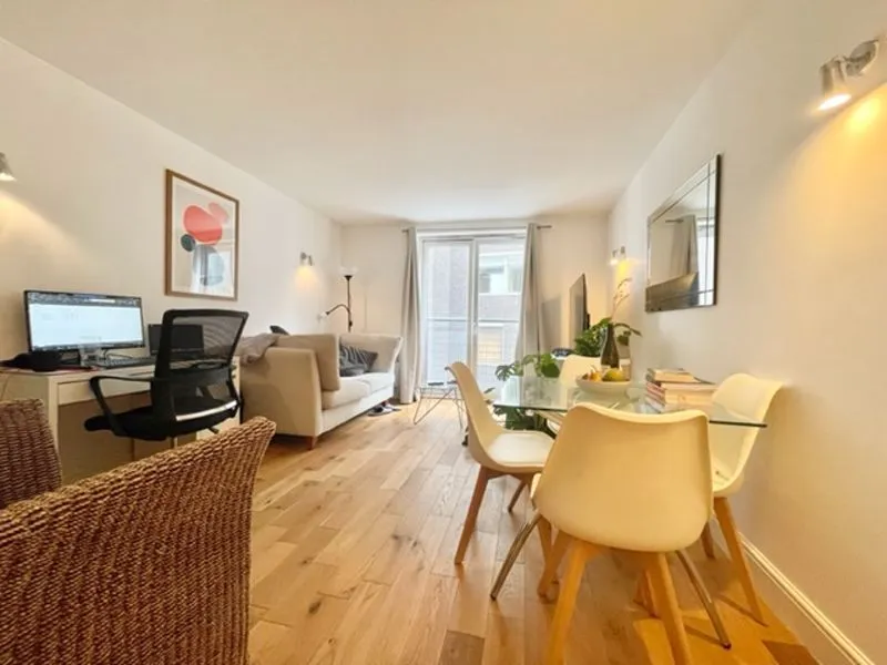 1 bed flat to rent — Plumbers Row, London E1 1EQ