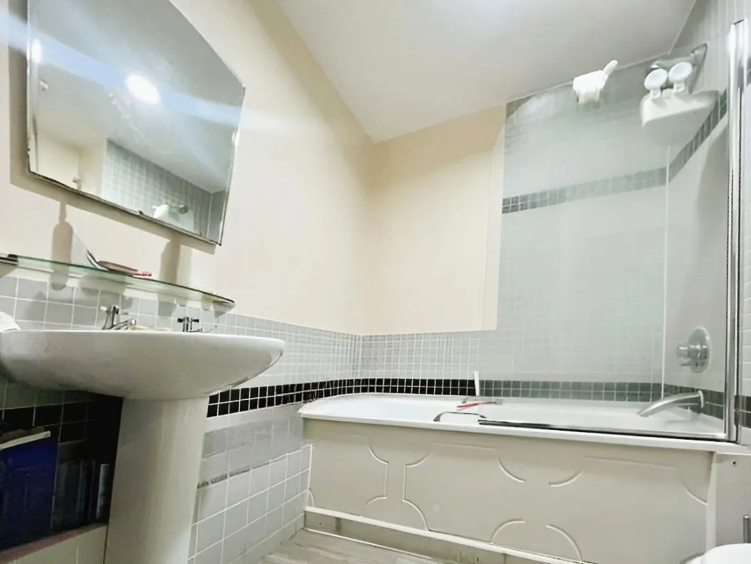 Landmark Place, Cardiff, CF10, photo 12