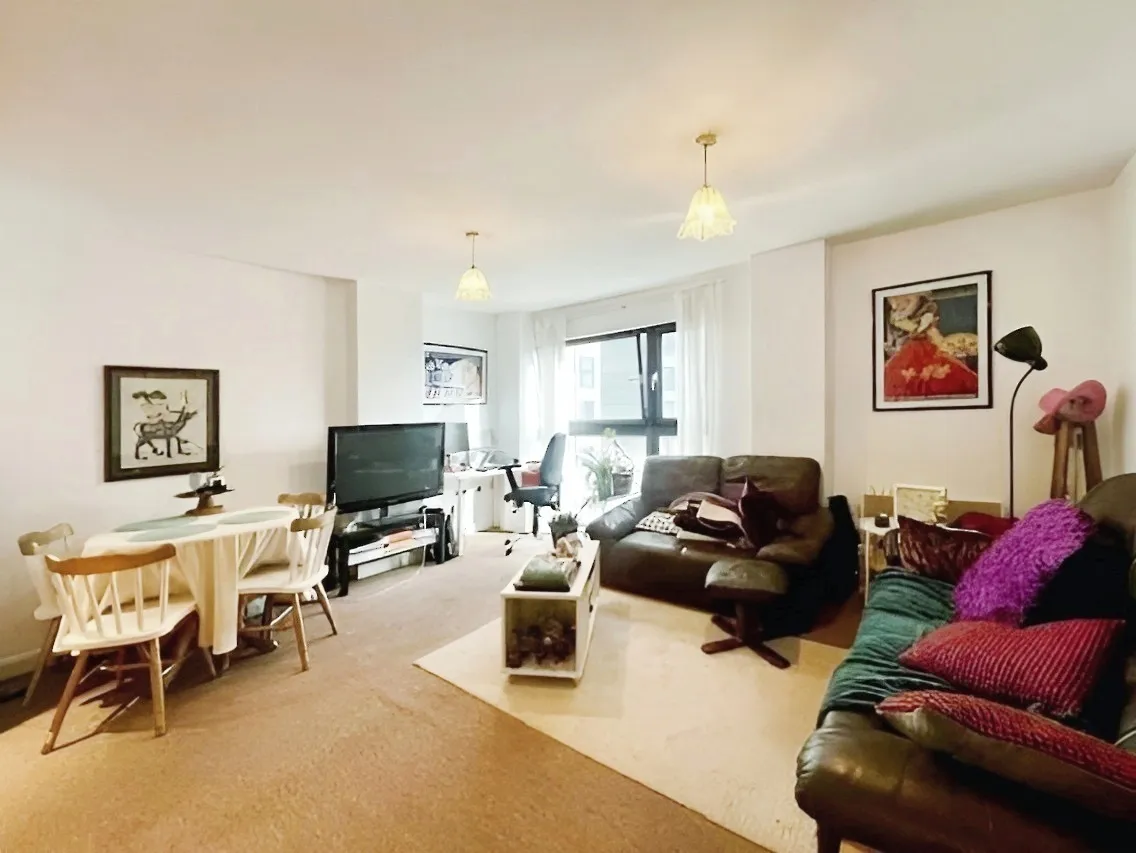 Landmark Place, Cardiff, CF10, photo 3