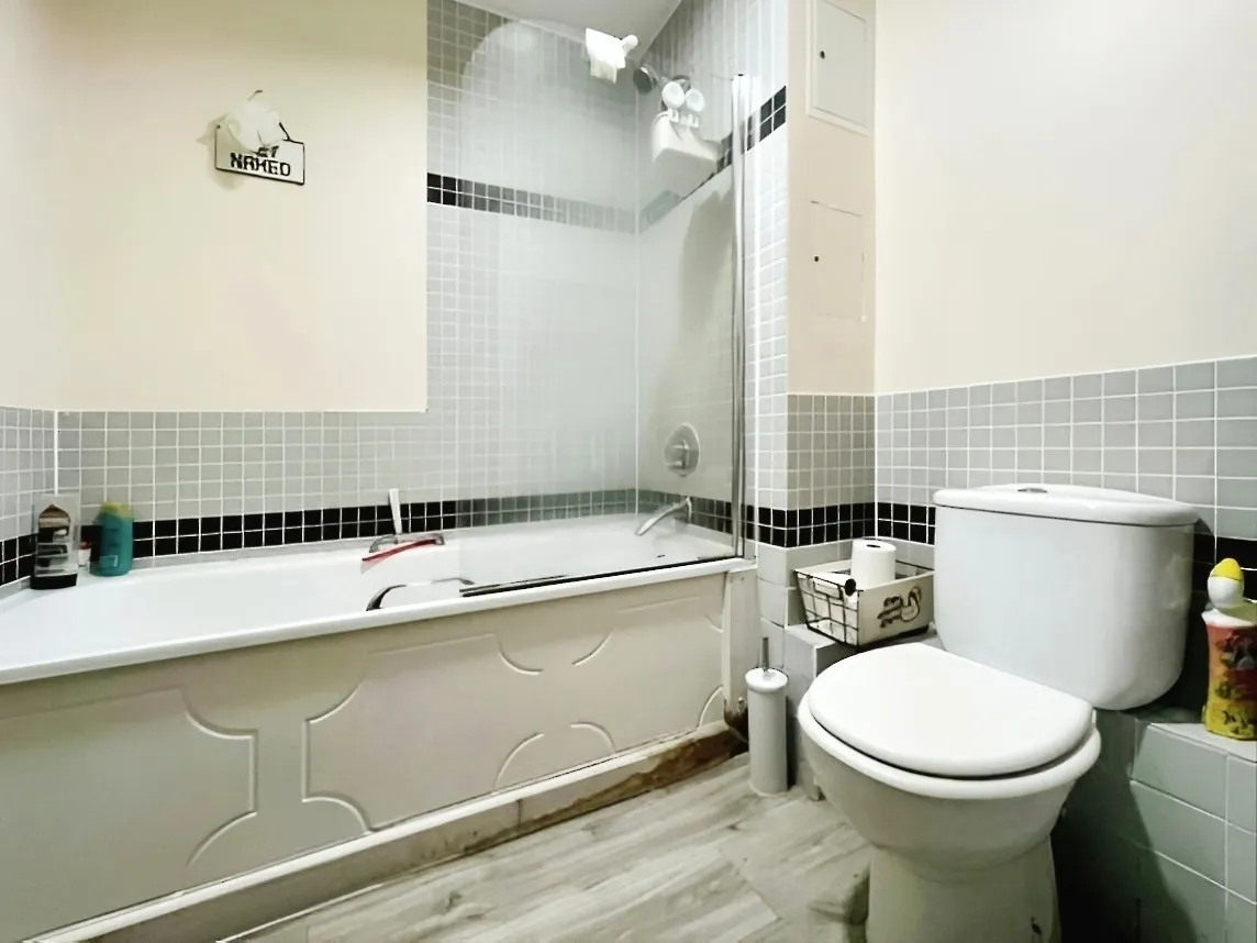1 bed flat for sale, Landmark Place, Cardiff, CF10