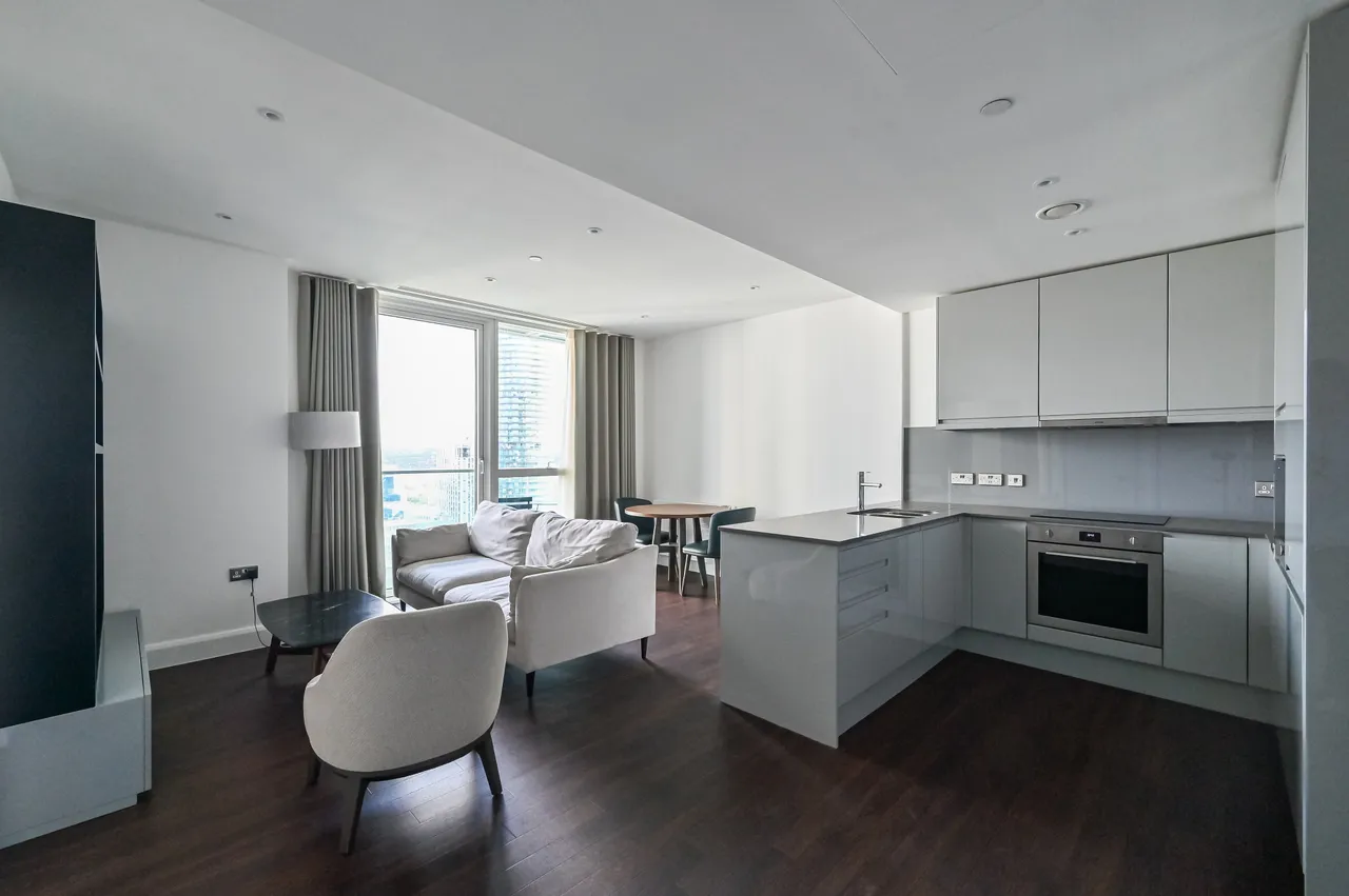 1 bed flat to rent — Flat 1903, Sirocco Tower, LONDON