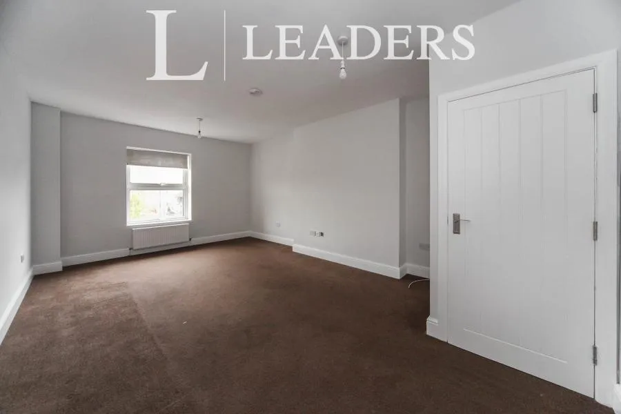High Street South, Dunstable, LU6, photo 7