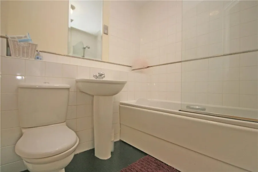 Byron Road, Addlestone, KT15, photo 6