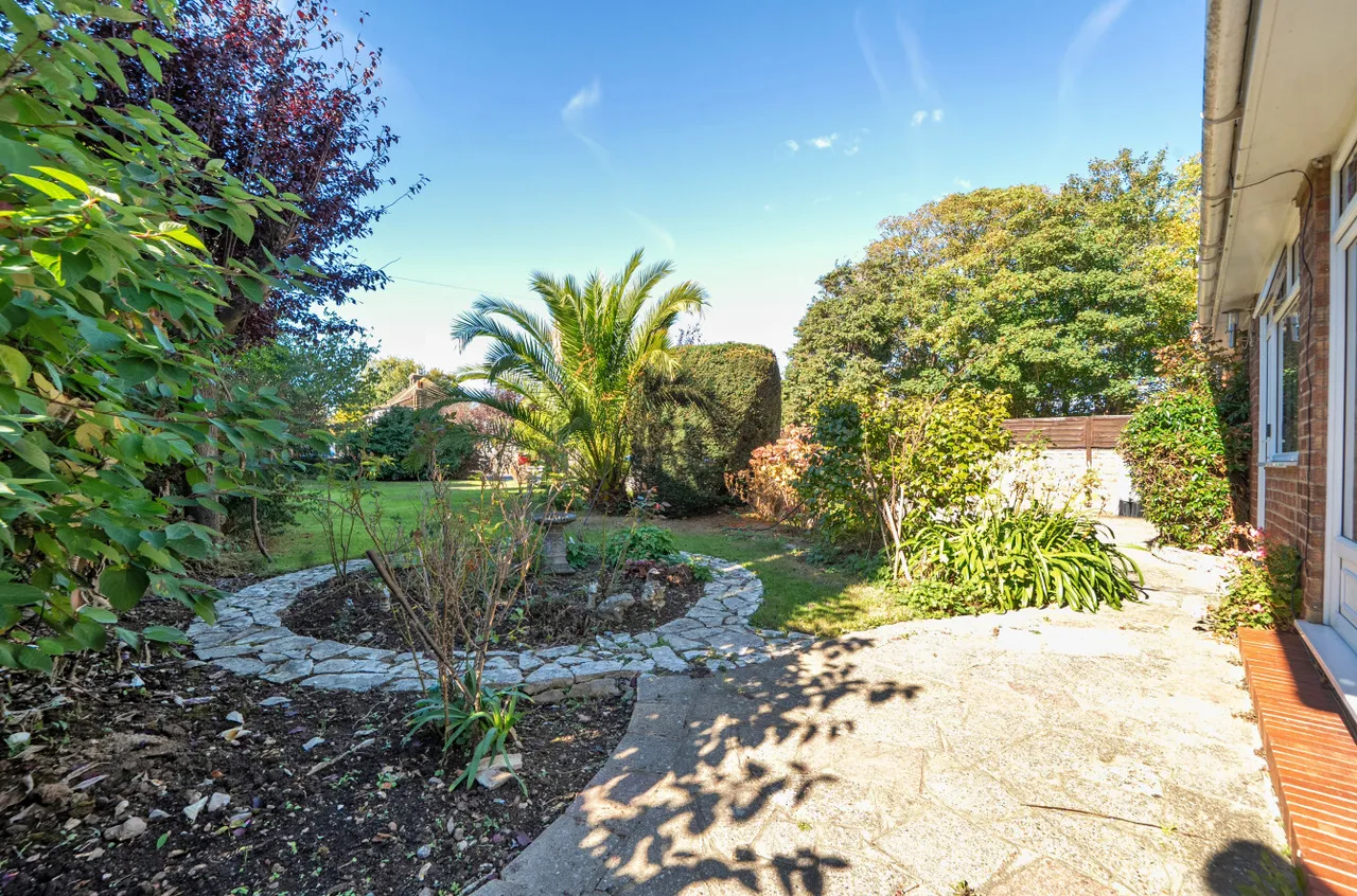 West Avenue, Worthing, BN11, photo 8