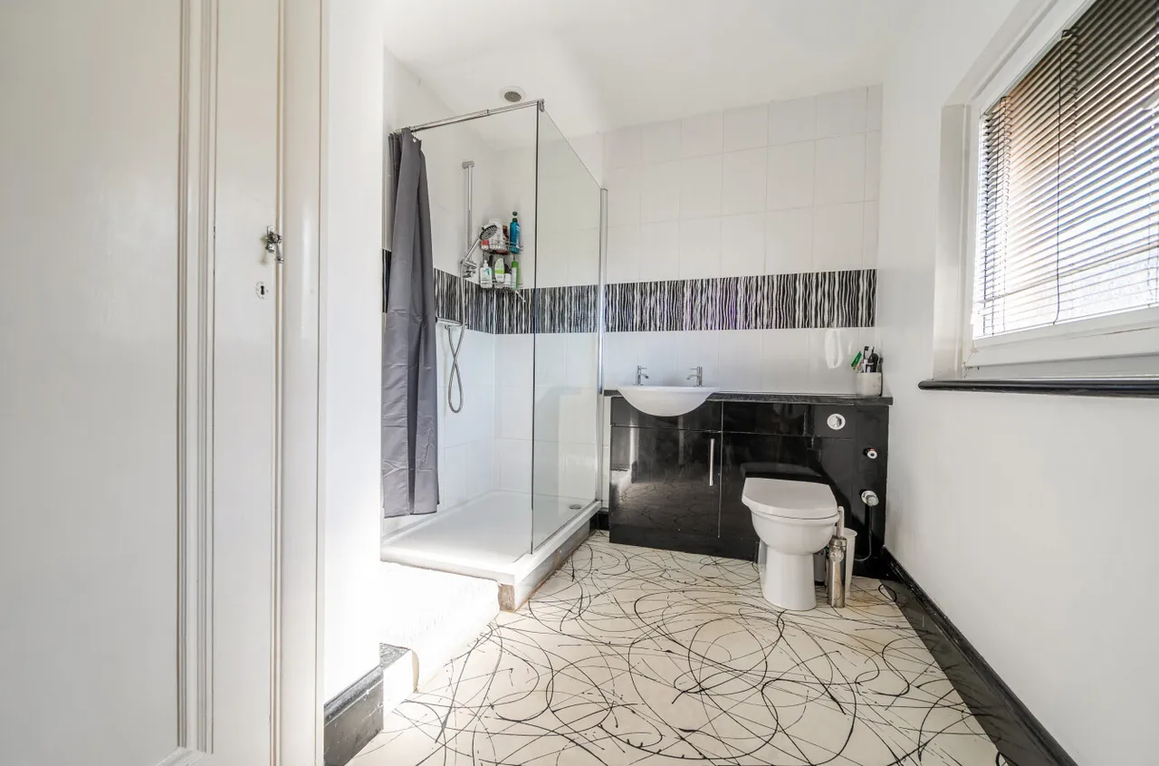 West Avenue, Worthing, BN11, photo 13
