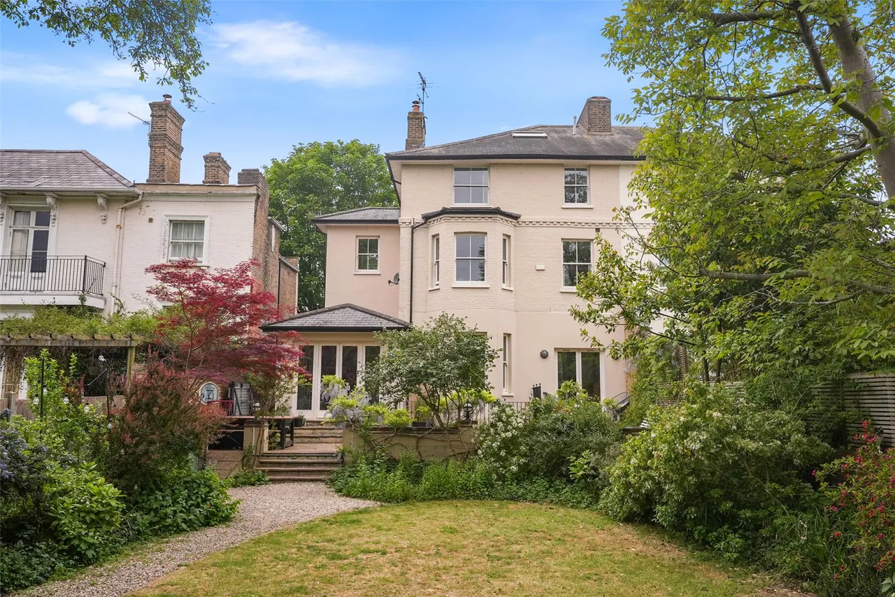 Strawberry Vale, Twickenham, TW1 4SJ, photo 19