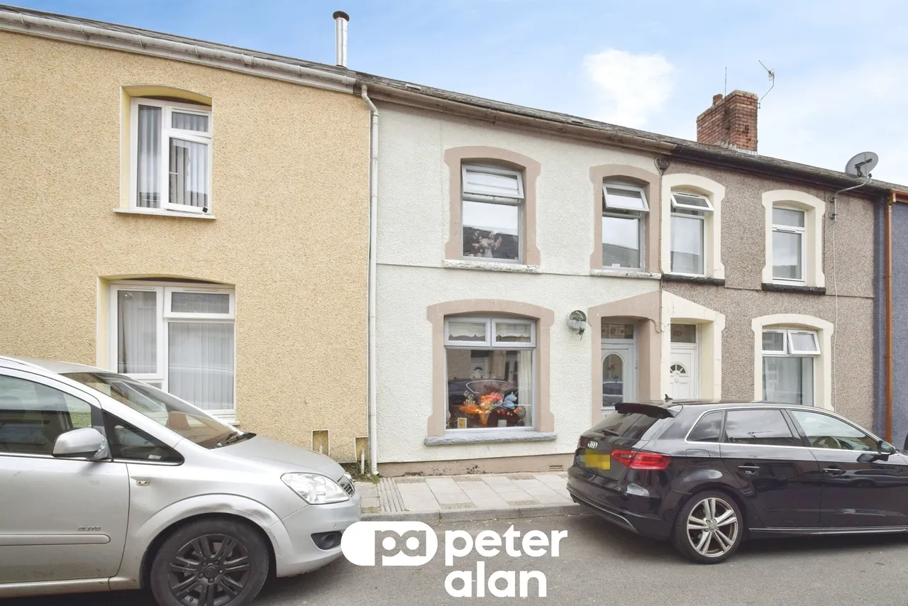 Jones Street, New Tredegar, NP24, photo 2