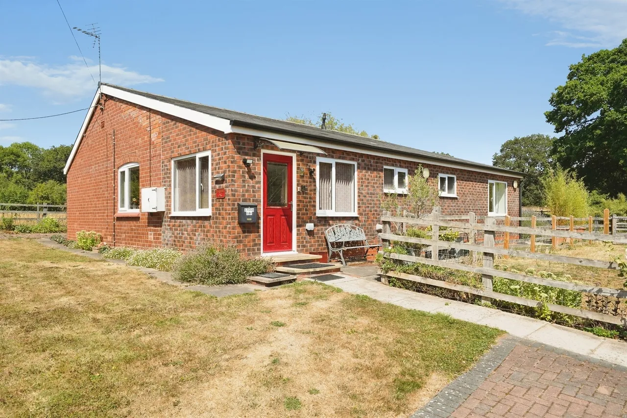 3 bed house for sale, Old Orchard Lane, Colwall, WR13
