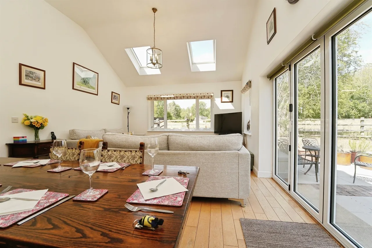 Old Orchard Lane, Colwall, WR13, photo 8