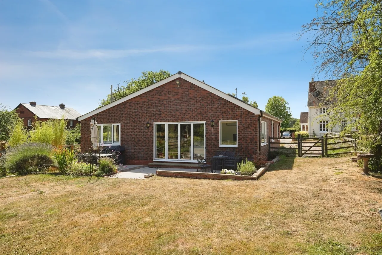 Old Orchard Lane, Colwall, WR13, photo 24