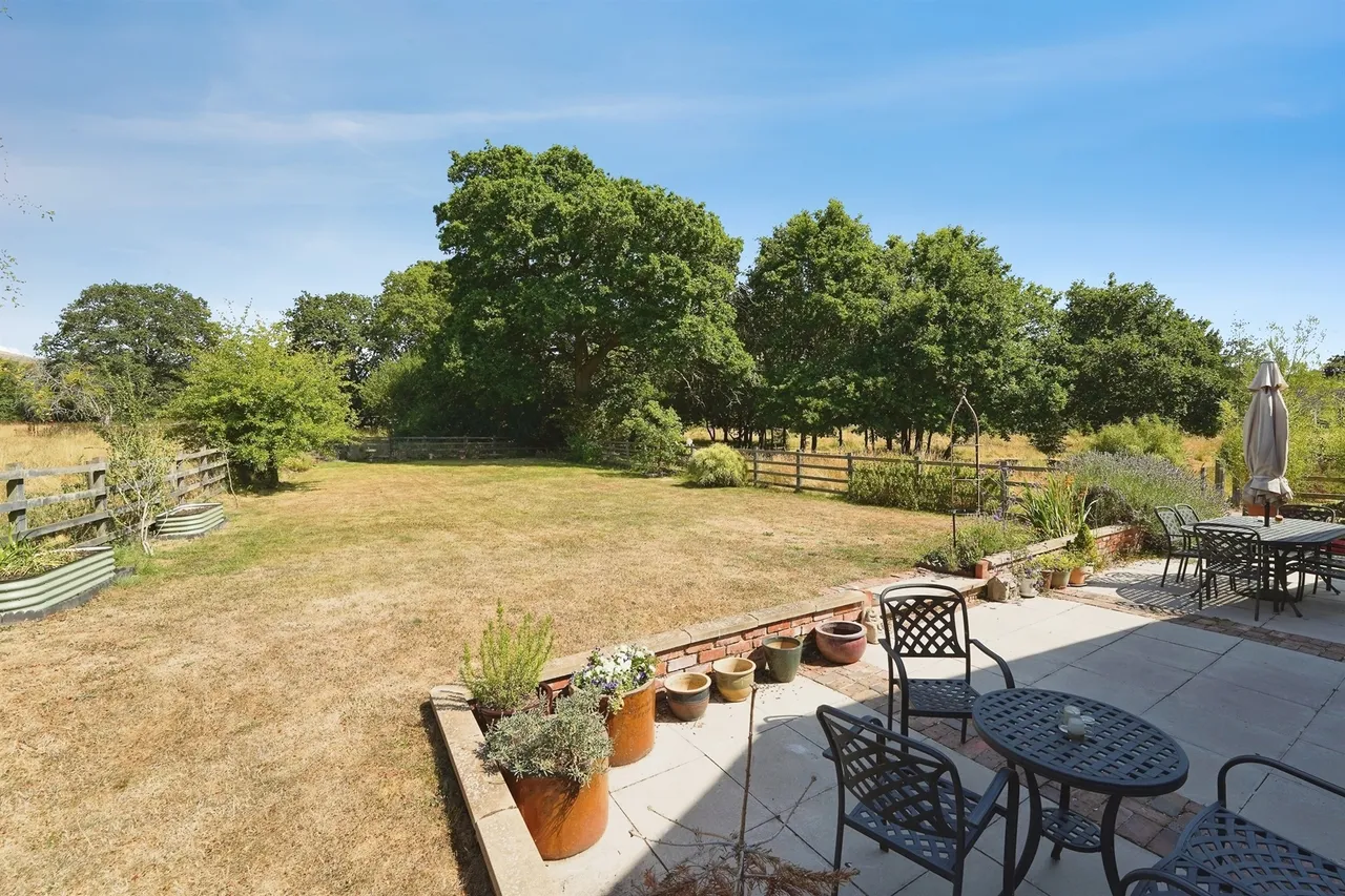 Old Orchard Lane, Colwall, WR13, photo 16