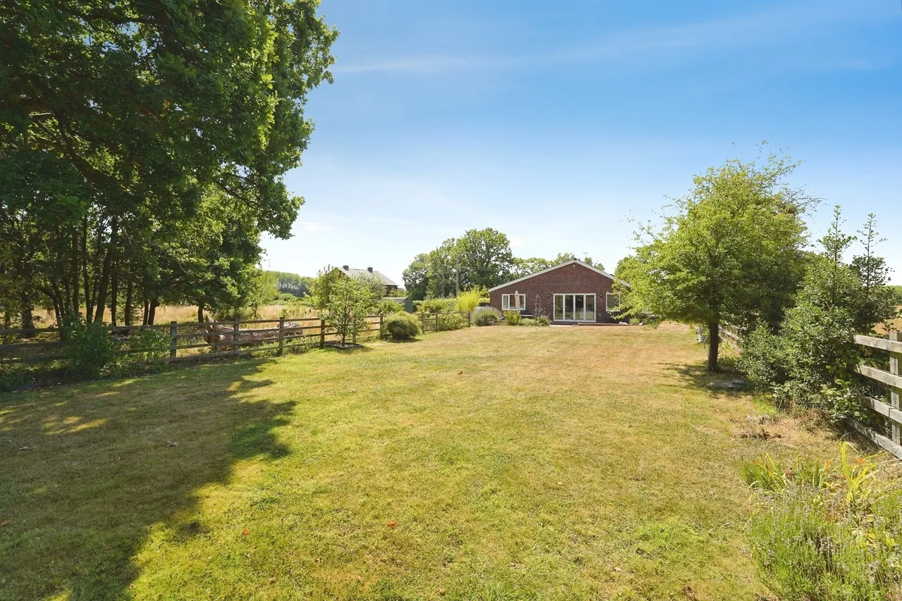 Old Orchard Lane, Colwall, WR13, photo 6