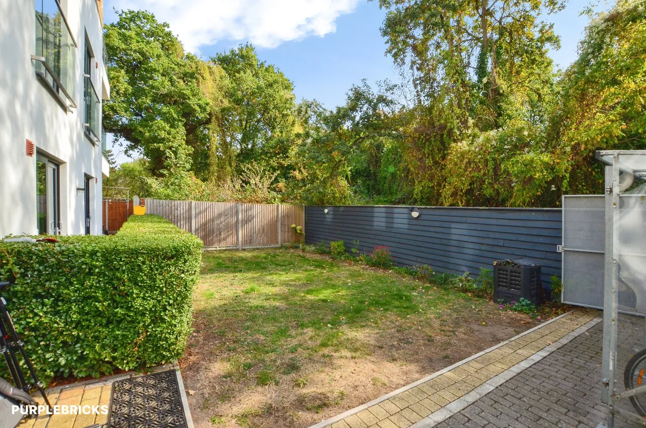 Rayners Close, Wembley, HA0, photo 18