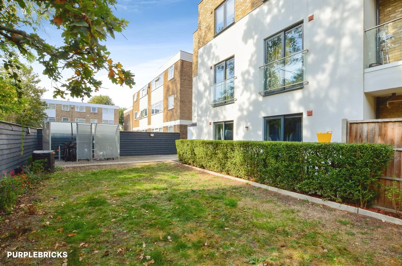 Rayners Close, Wembley, HA0, photo 19