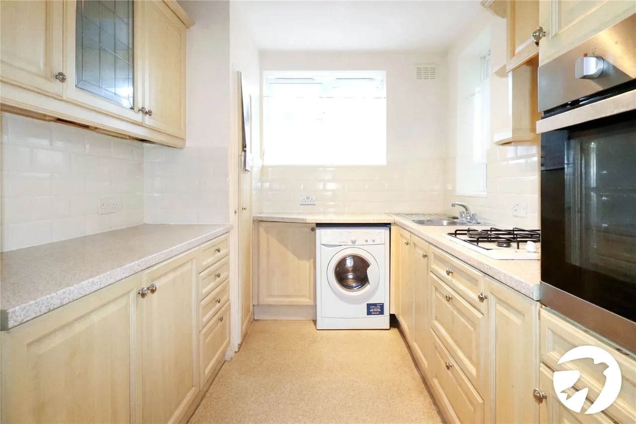 Hurst Lane, SE2, photo 3