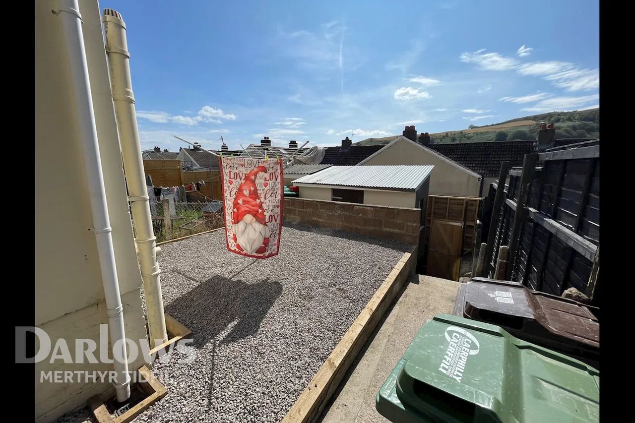Jubilee Road, New Tredegar, photo 12
