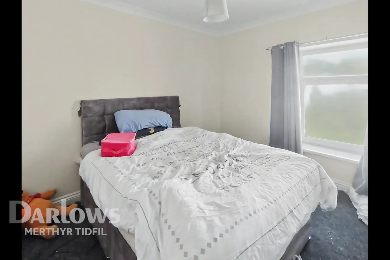 Jubilee Road, New Tredegar, photo 5