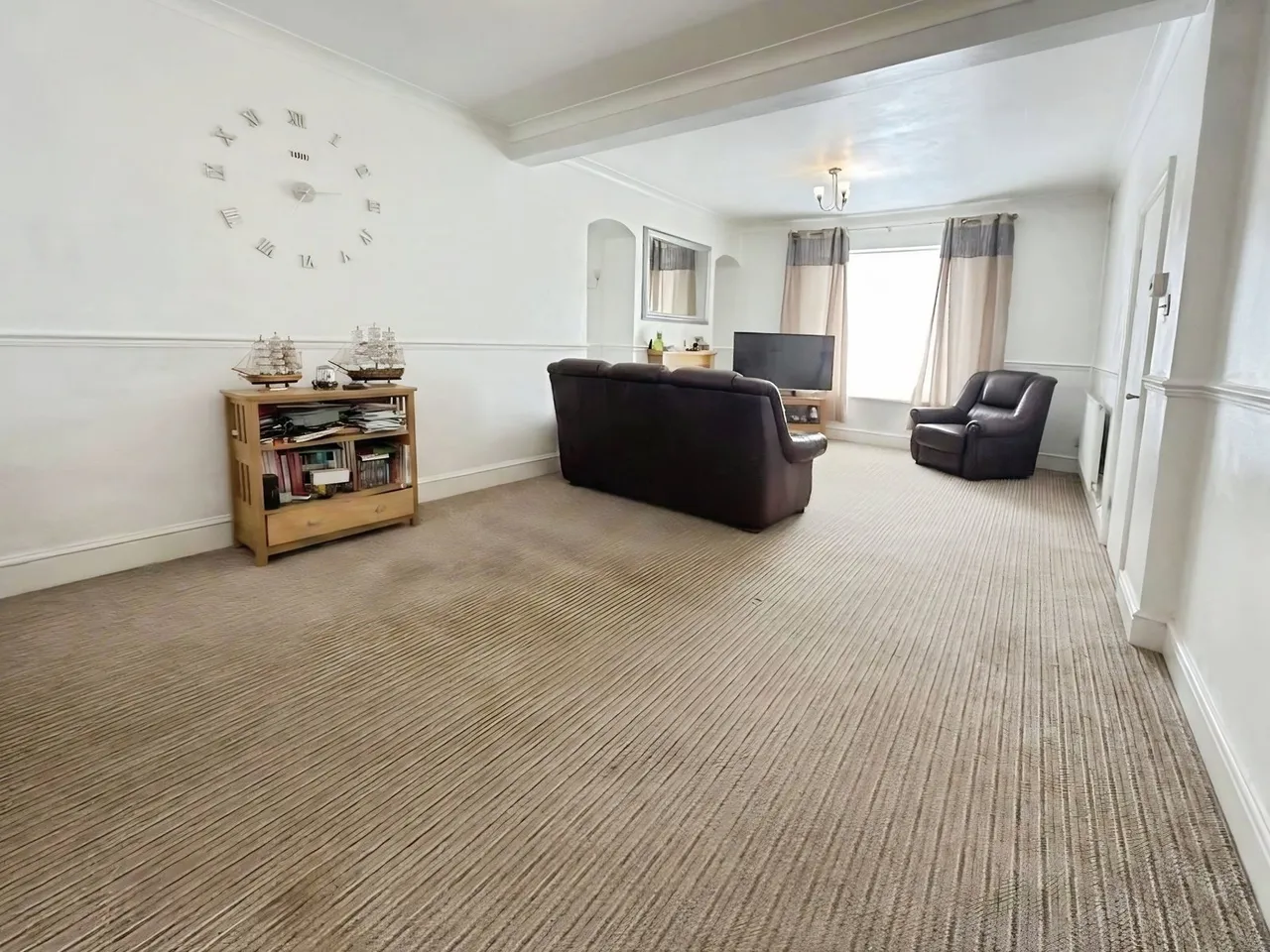 Middle Road, Cwmdu, photo 4