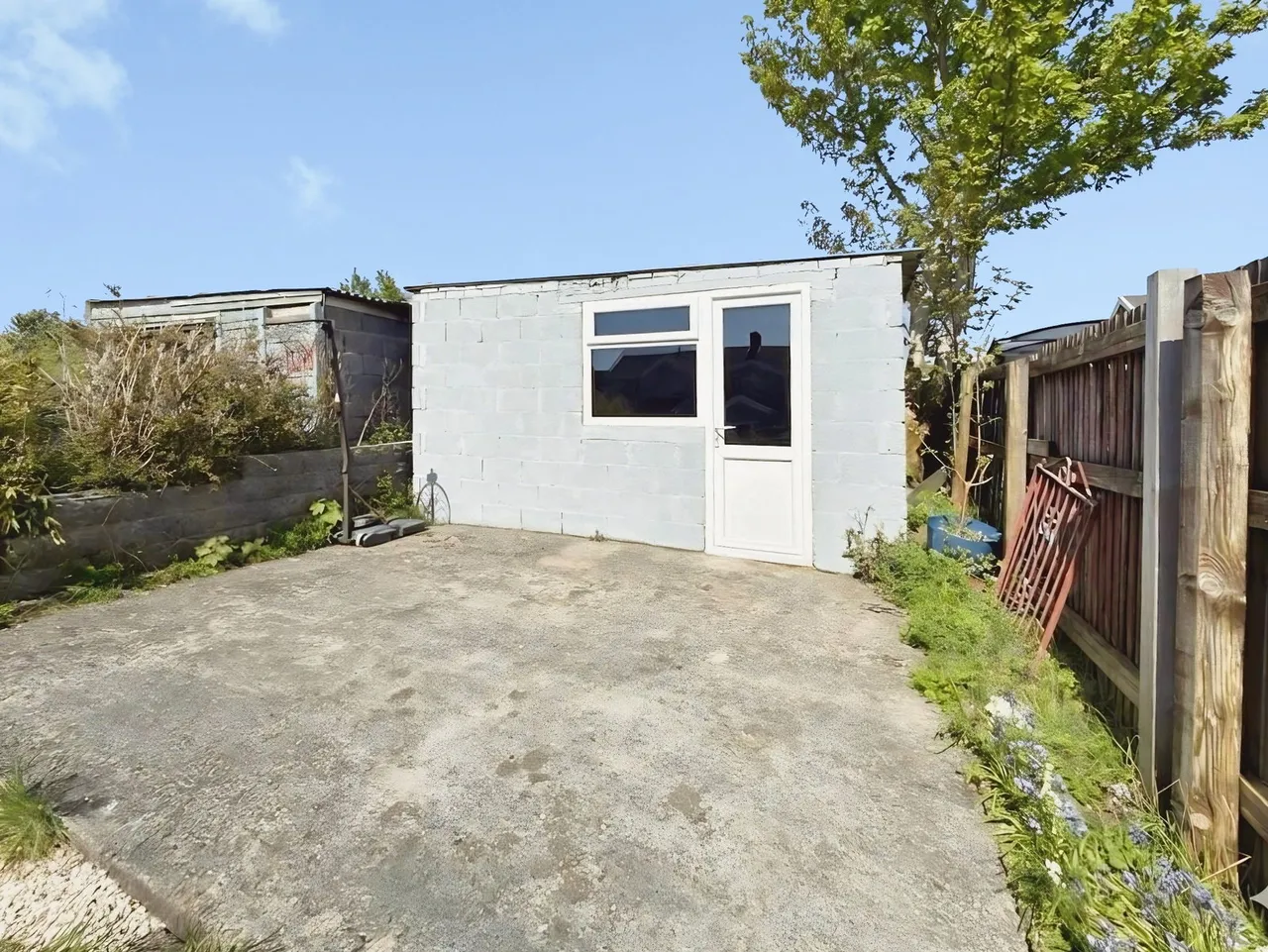 Middle Road, Cwmdu, photo 15