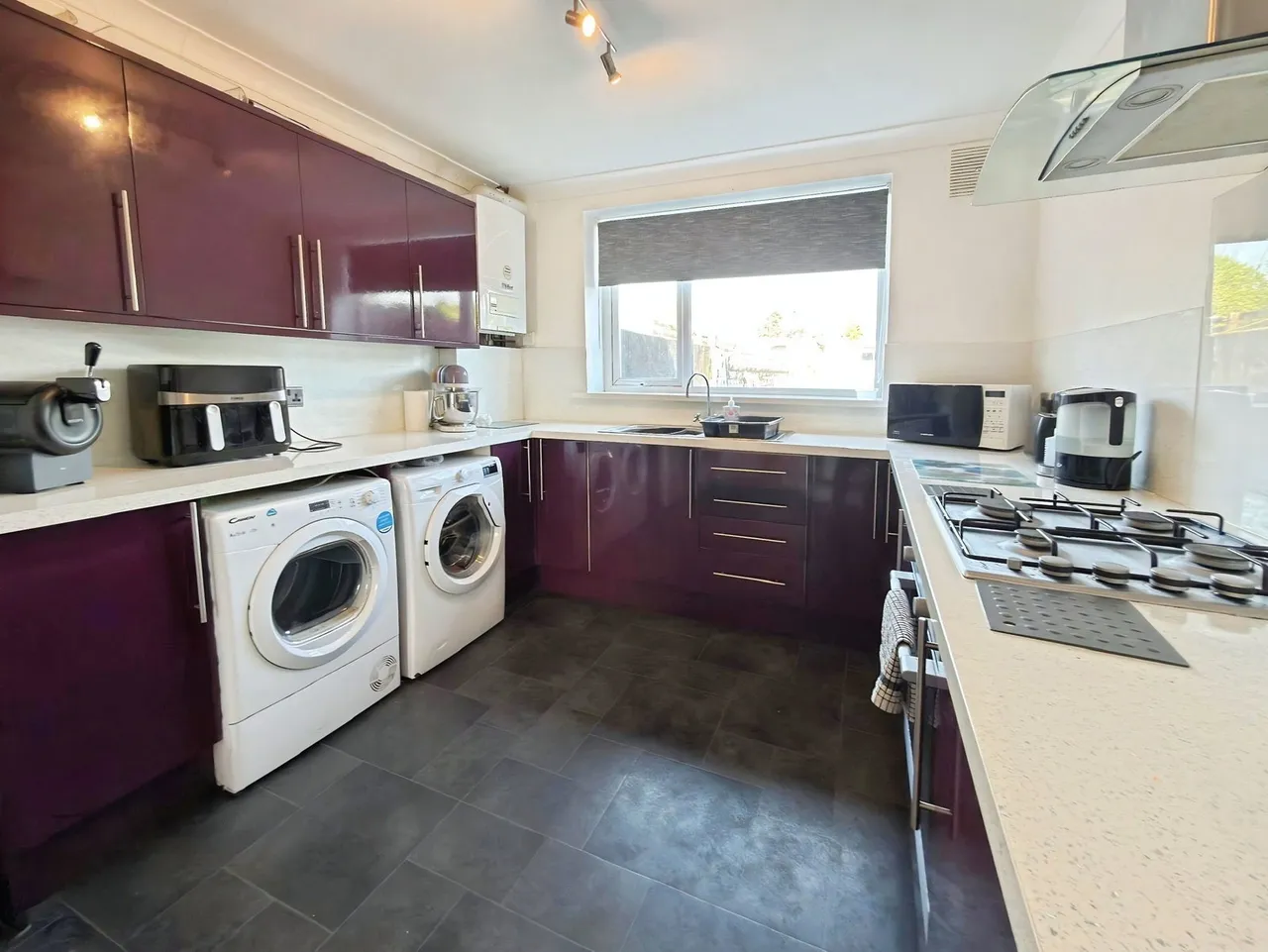 Middle Road, Cwmdu, photo 6