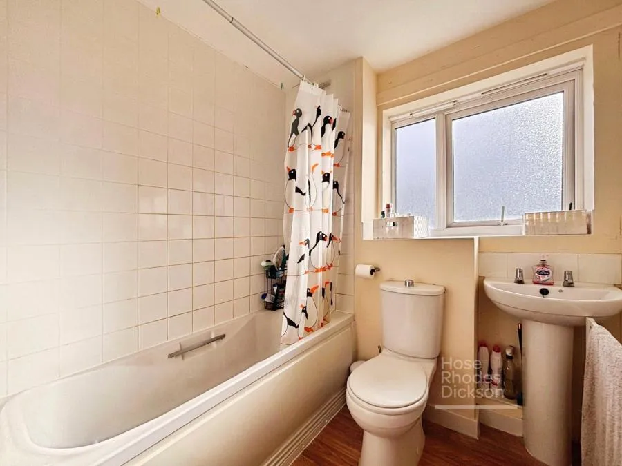 Godric Road, Newport, PO30, photo 7