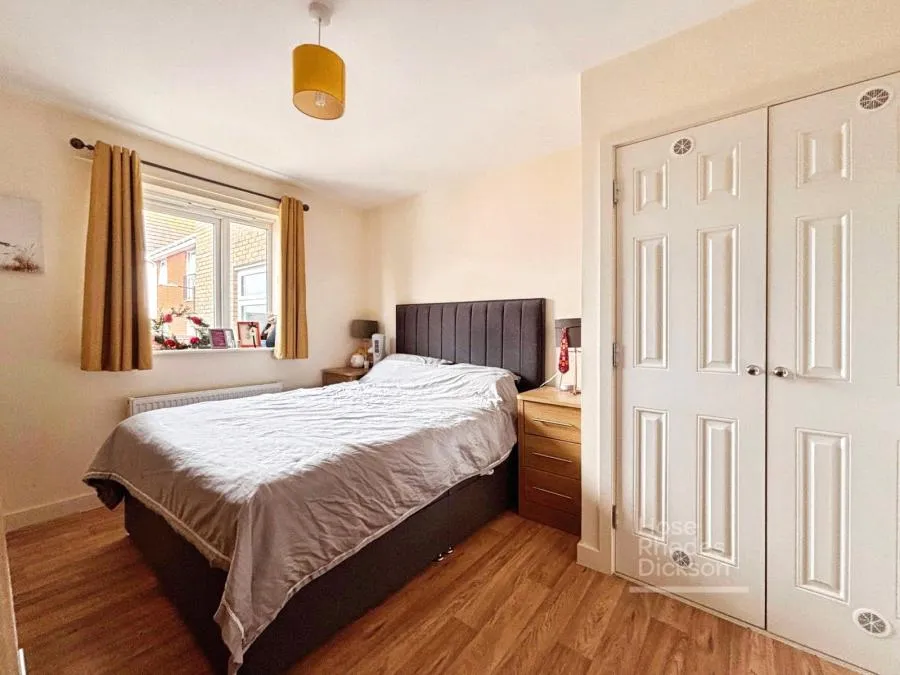 Godric Road, Newport, PO30, photo 5