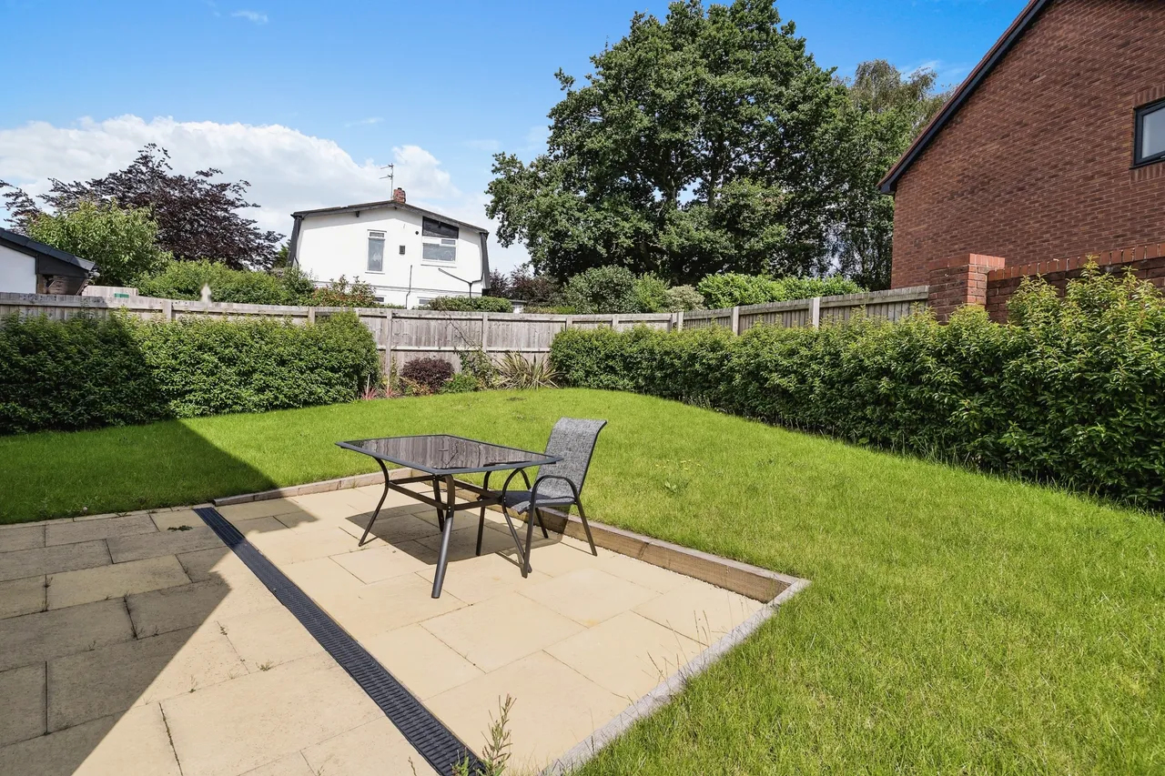 Hewlett Way, Westhoughton, BL5, photo 14