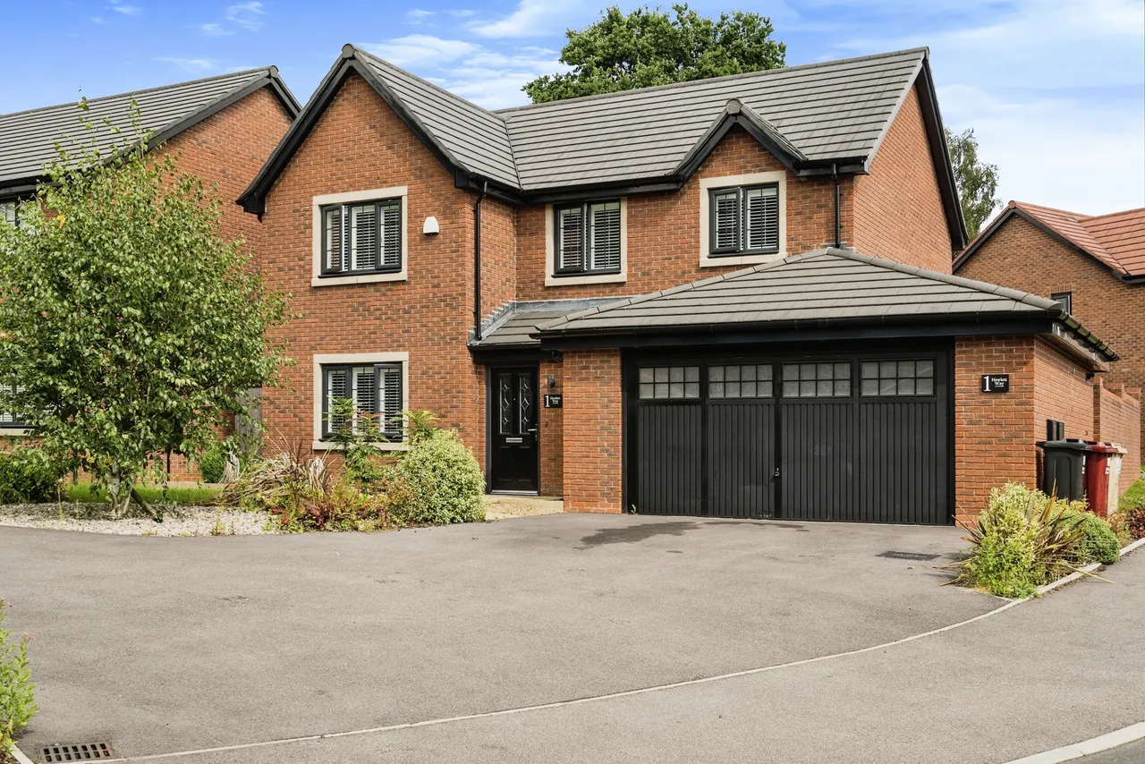 4 bed house for sale, Hewlett Way, Westhoughton, BL5