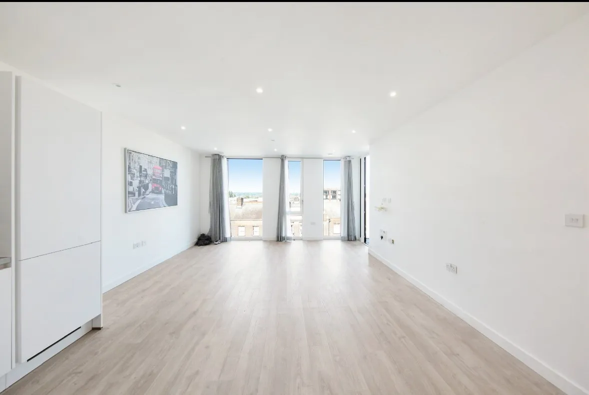 2 bed flat to rent — Bond Apartments, , Perceval Square , Harrow, HA1 1GW
