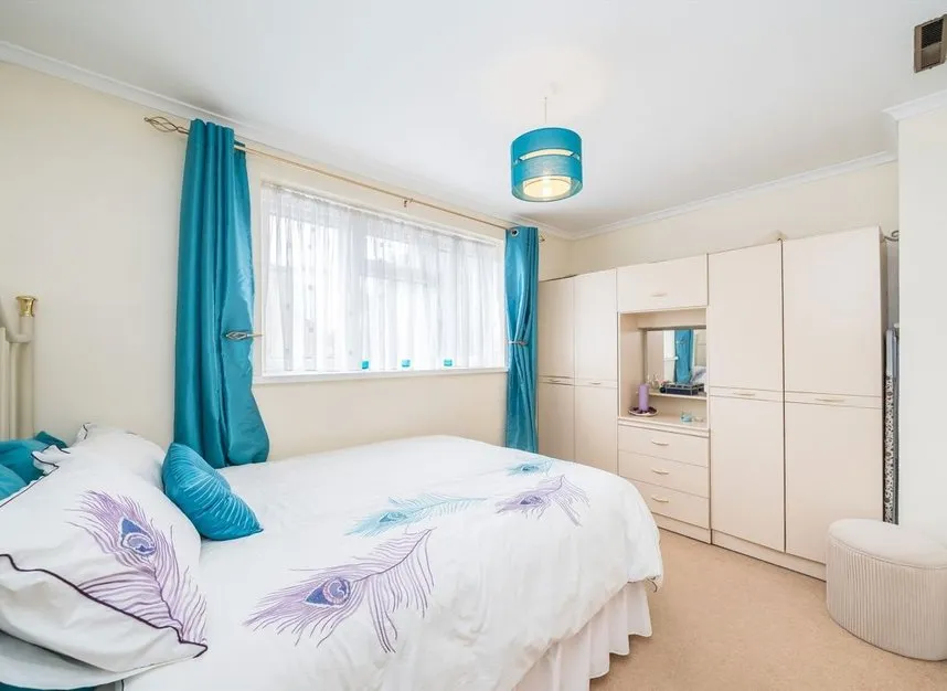 Wellington Road South, Hounslow, TW4, photo 5