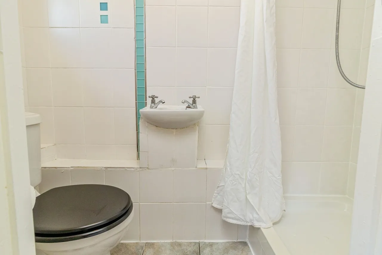 Summerhayes, Great Linford, Milton Keynes, Buckinghamshire, MK14, photo 16