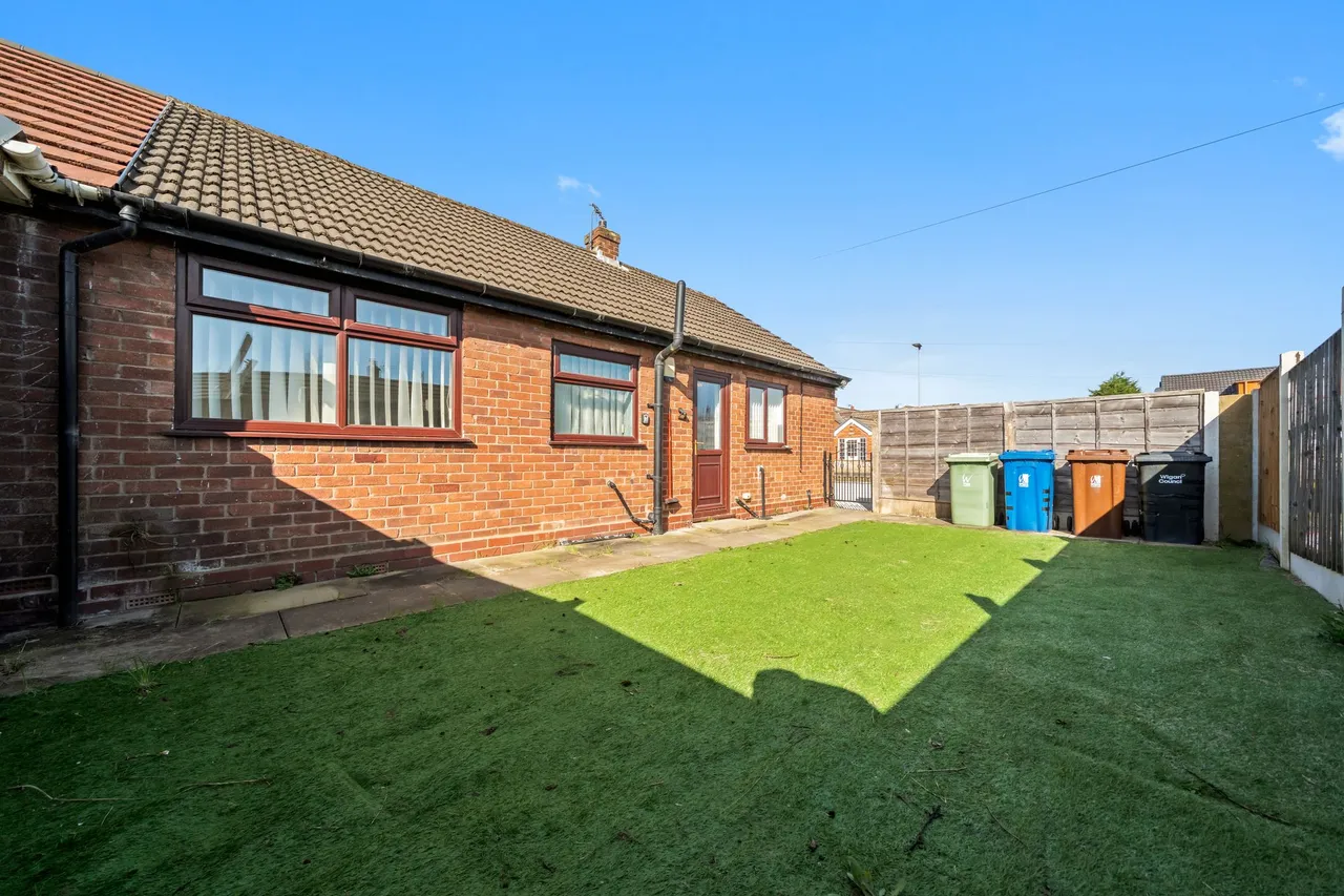 Bowden Close, Leigh, Leigh, WN7 3DX, photo 13