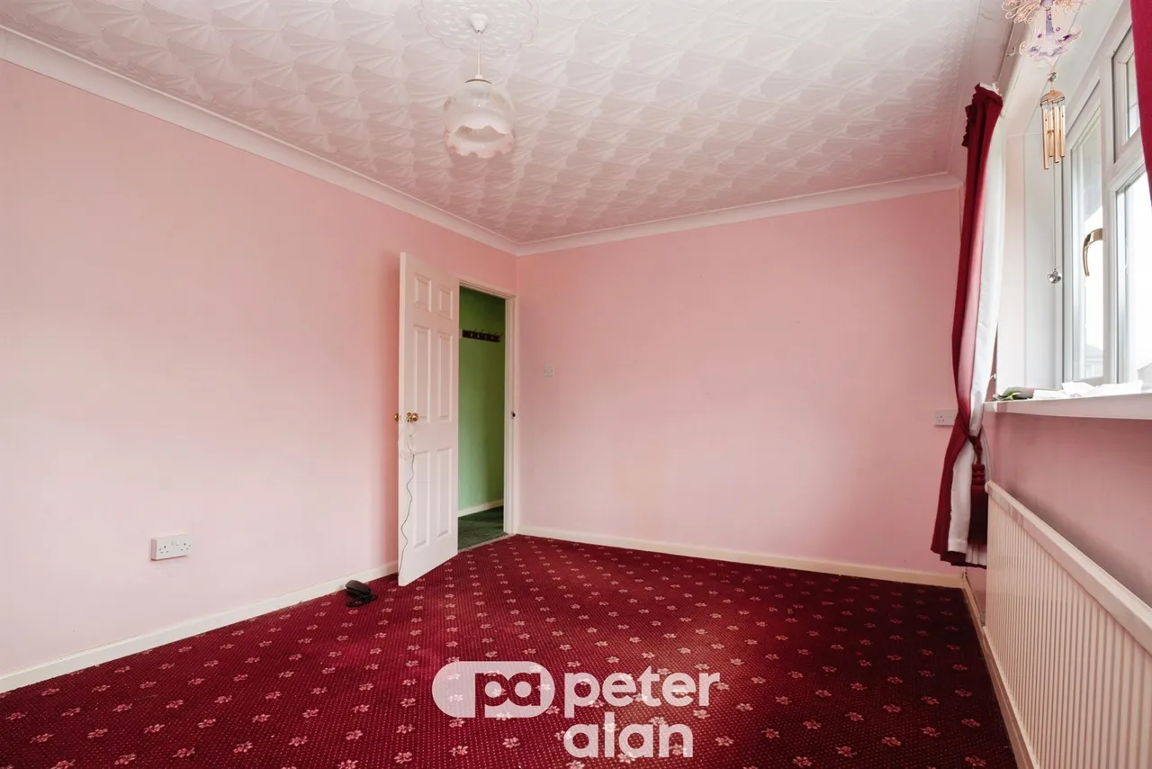 Caroline Way, Pontypool, NP4, photo 8