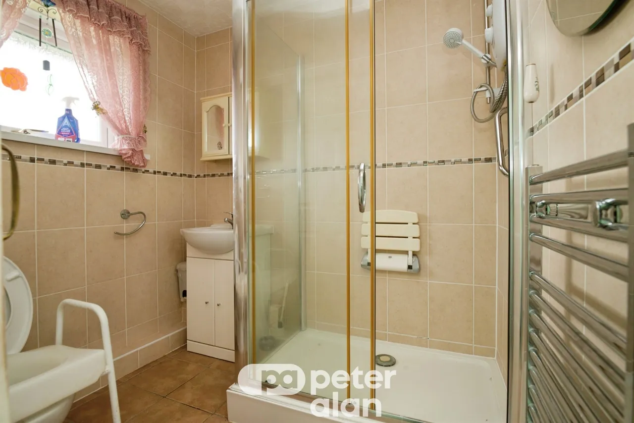 Caroline Way, Pontypool, NP4, photo 12