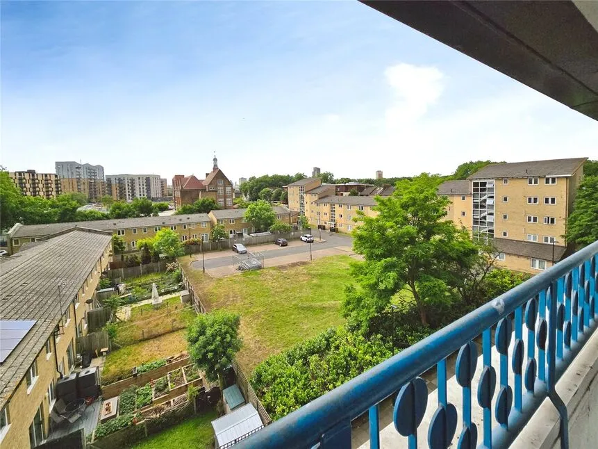 Rainsborough Avenue, London, SE8, photo 6