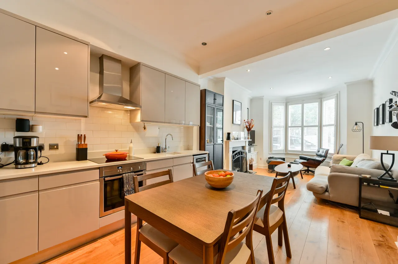 2 bed flat to rent, London, SW6