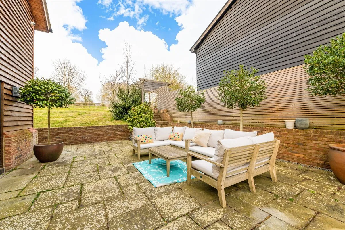 Tong Road, Brenchley, TN12, photo 32