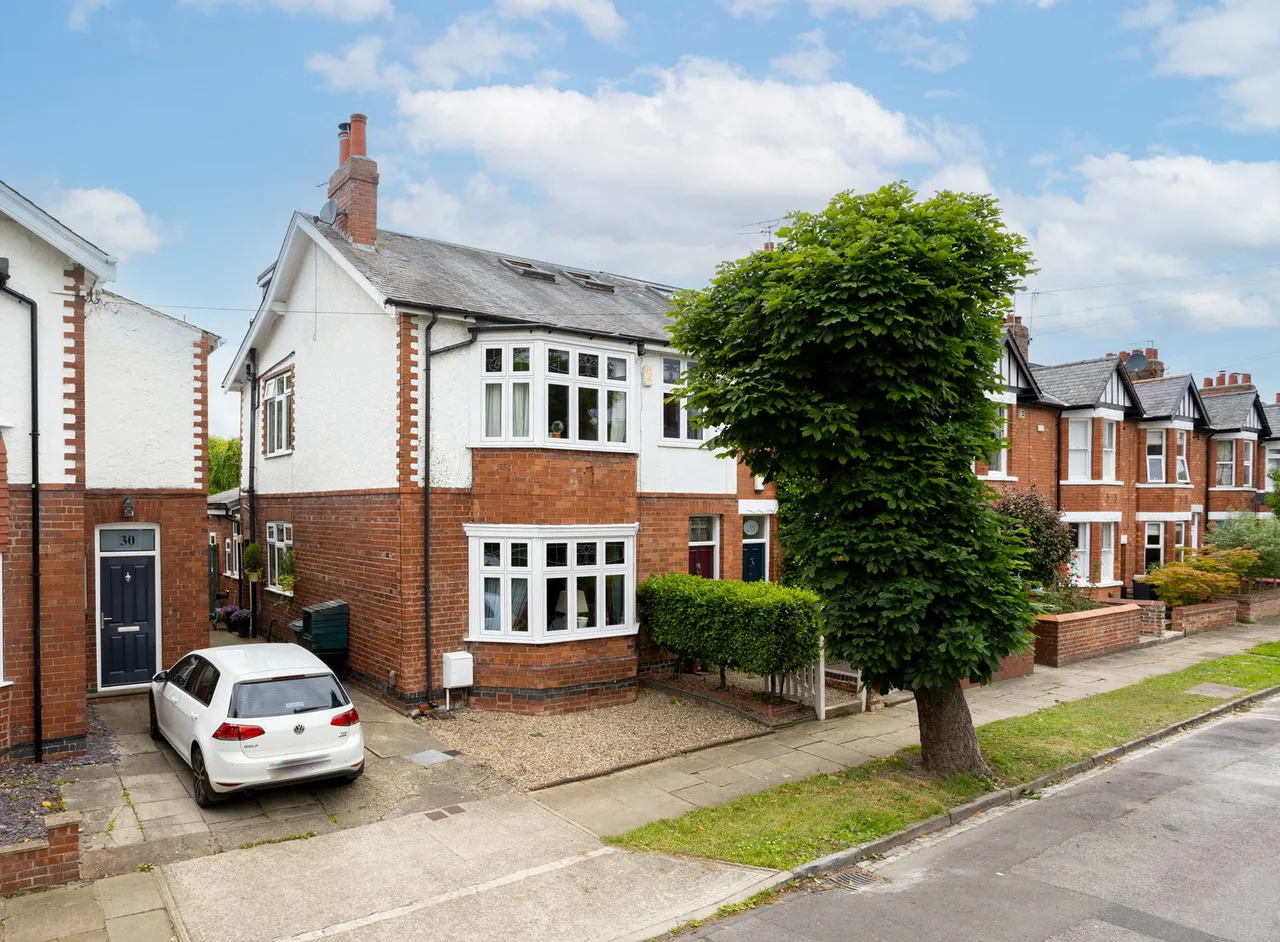 Chestnut Avenue, York, YO31 1BR, photo 2