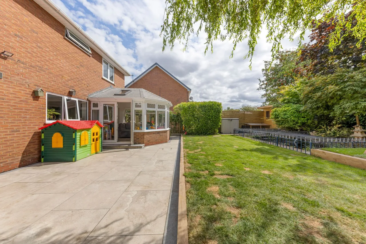 Banastre Drive, Newton-Le-Willows, WA12 8BE, photo 30