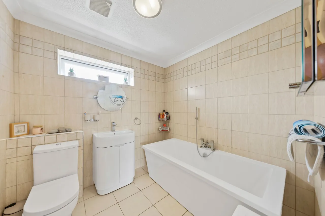 Banastre Drive, Newton-Le-Willows, WA12 8BE, photo 25