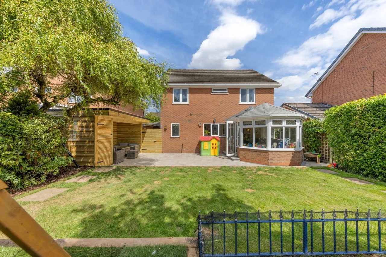 Banastre Drive, Newton-Le-Willows, WA12 8BE, photo 29
