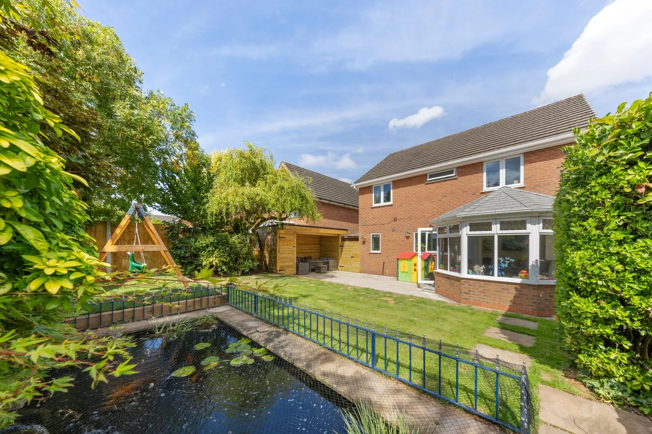 Banastre Drive, Newton-Le-Willows, WA12 8BE, photo 4