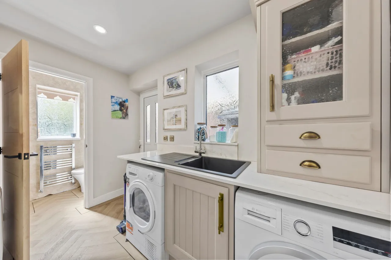 Banastre Drive, Newton-Le-Willows, WA12 8BE, photo 17