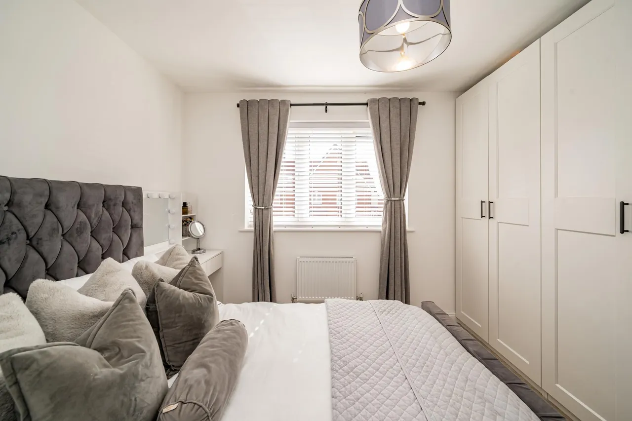 Ronald Allen Drive, Aylesbury, HP22, photo 15