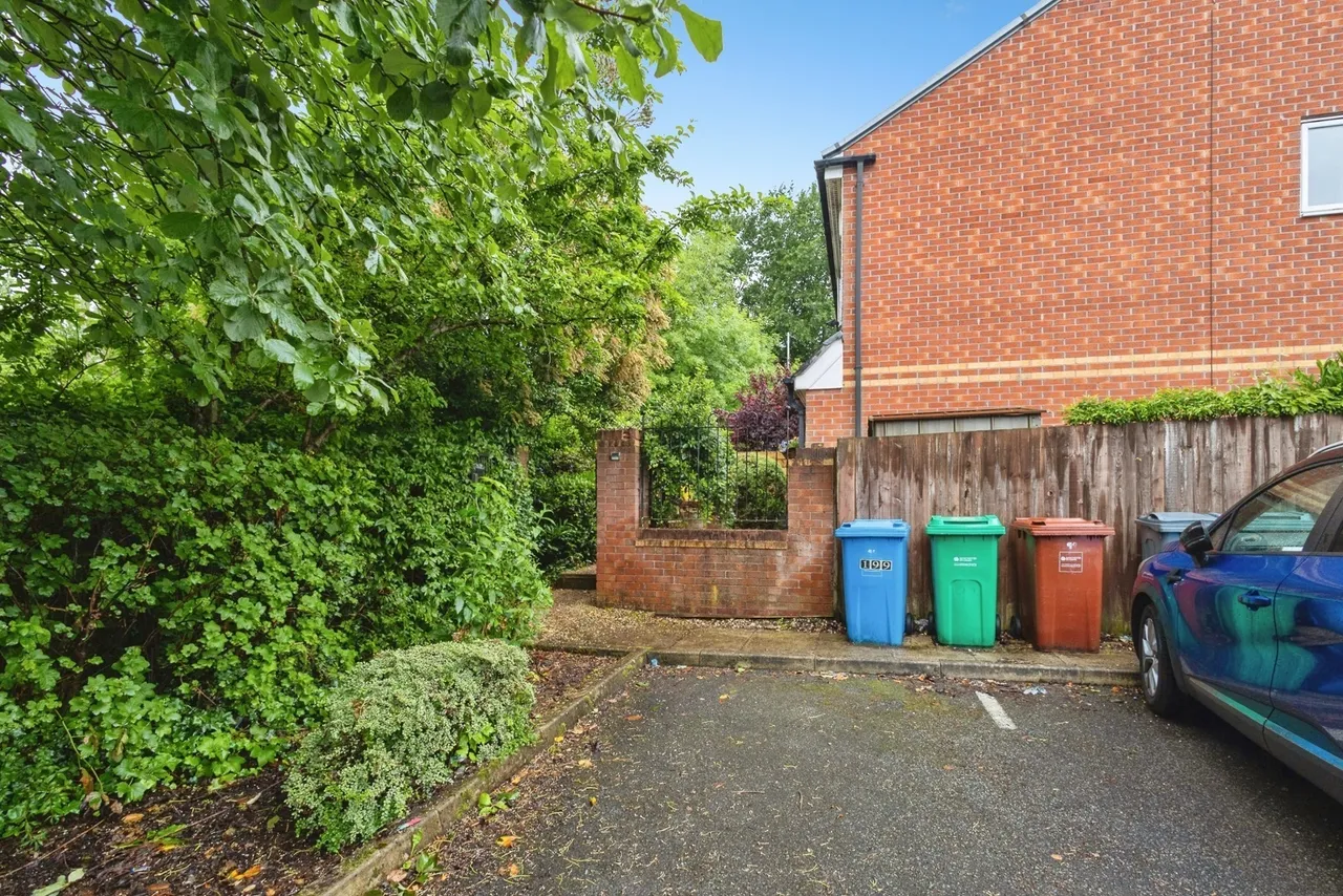 Yew Tree Road, Manchester, Greater Manchester, M14, photo 26